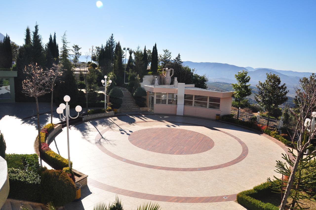 Dajti Park Resort Priska e Madhe Extérieur photo