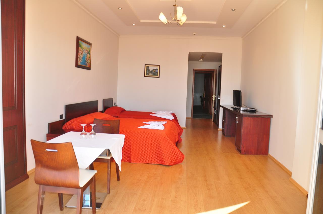 Dajti Park Resort Priska e Madhe Extérieur photo